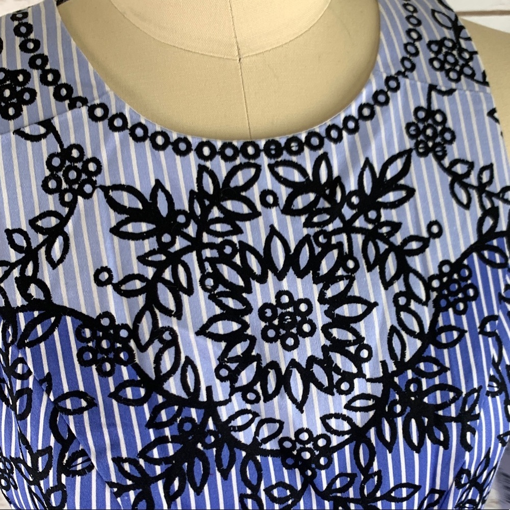 Maggy London Blue & Black Dress with Pockets - Picture 5 of 8